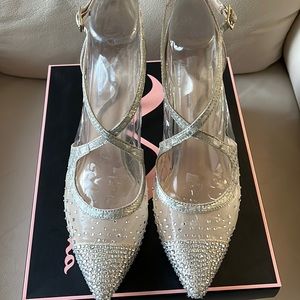 Nina Chelly Pump. Jeweled, Elegant, sexy, comfortable.